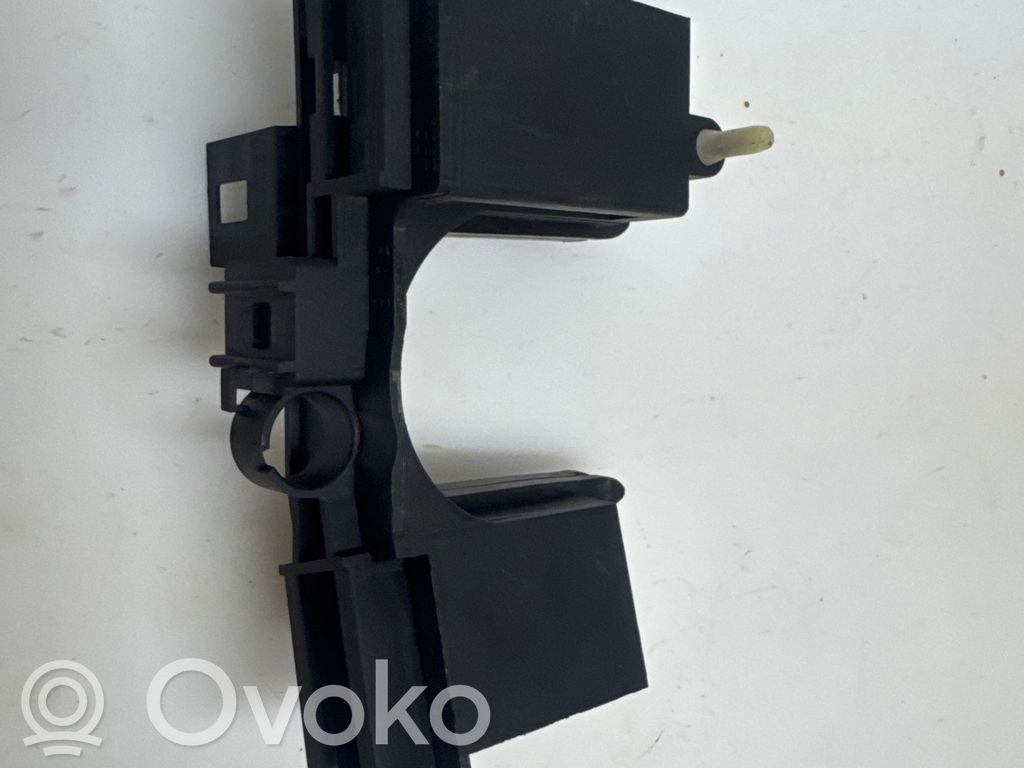 BMW 5 E34 Rokturu komplekts 