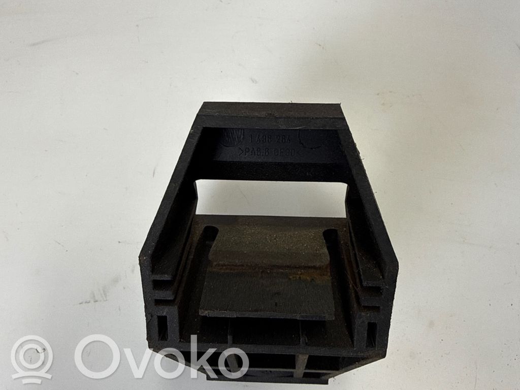 BMW 3 E46 Radiator mount bracket 