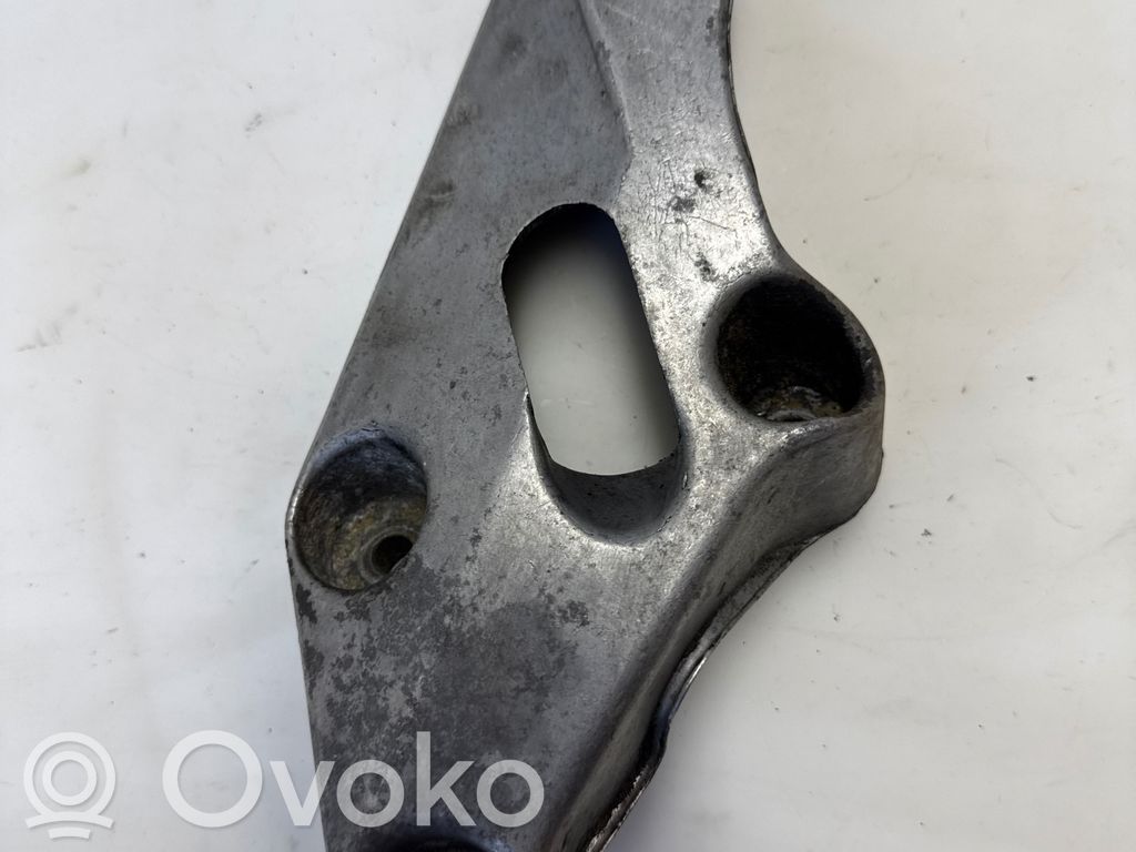BMW 5 E34 Engine mounting bracket 