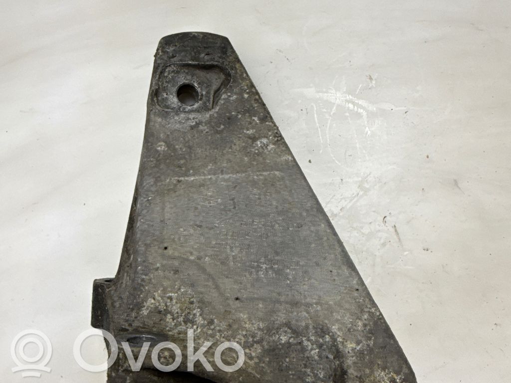 BMW 7 E65 E66 Engine mounting bracket 
