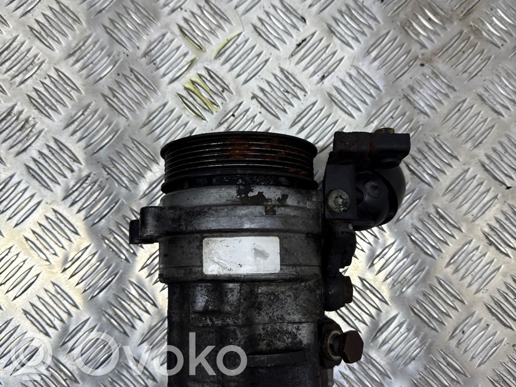 BMW 7 E65 E66 Vairo stiprintuvo siurblys 