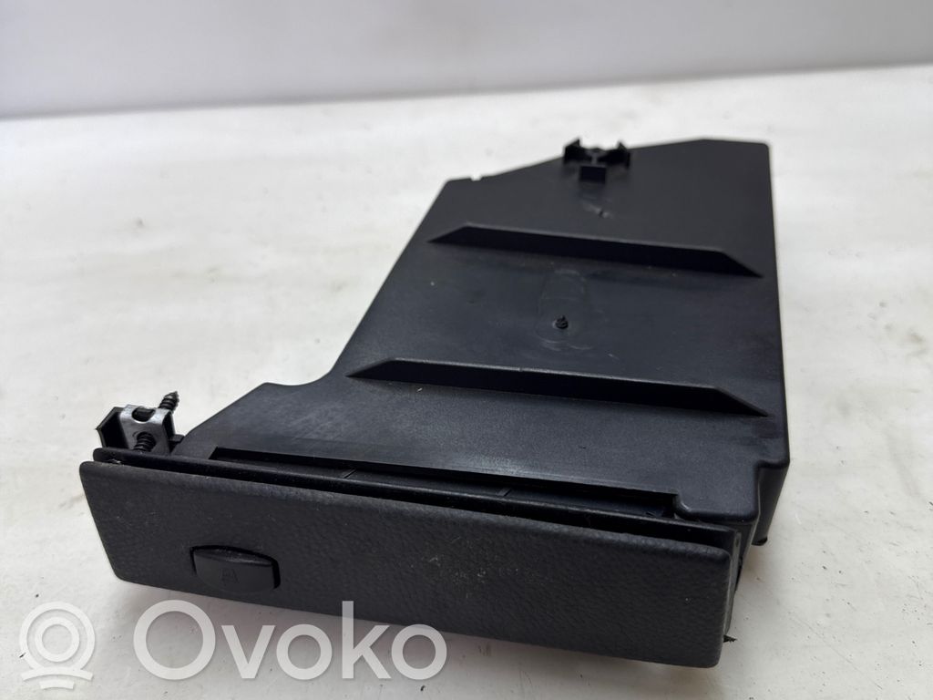 Kita panelės detalė   314680100