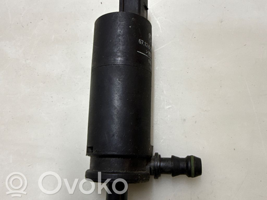 BMW 5 E60 E61 Headlight washer pump 