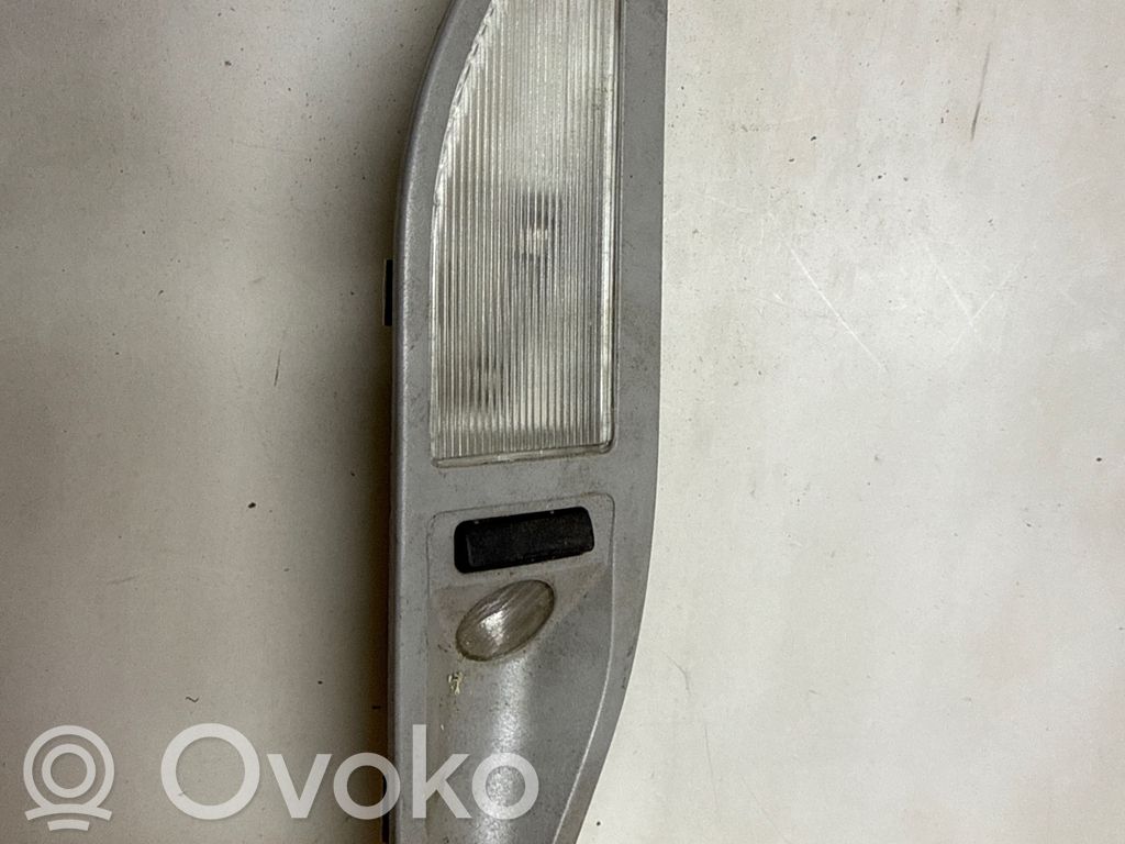 BMW 5 E39 Takaistuimen valo 