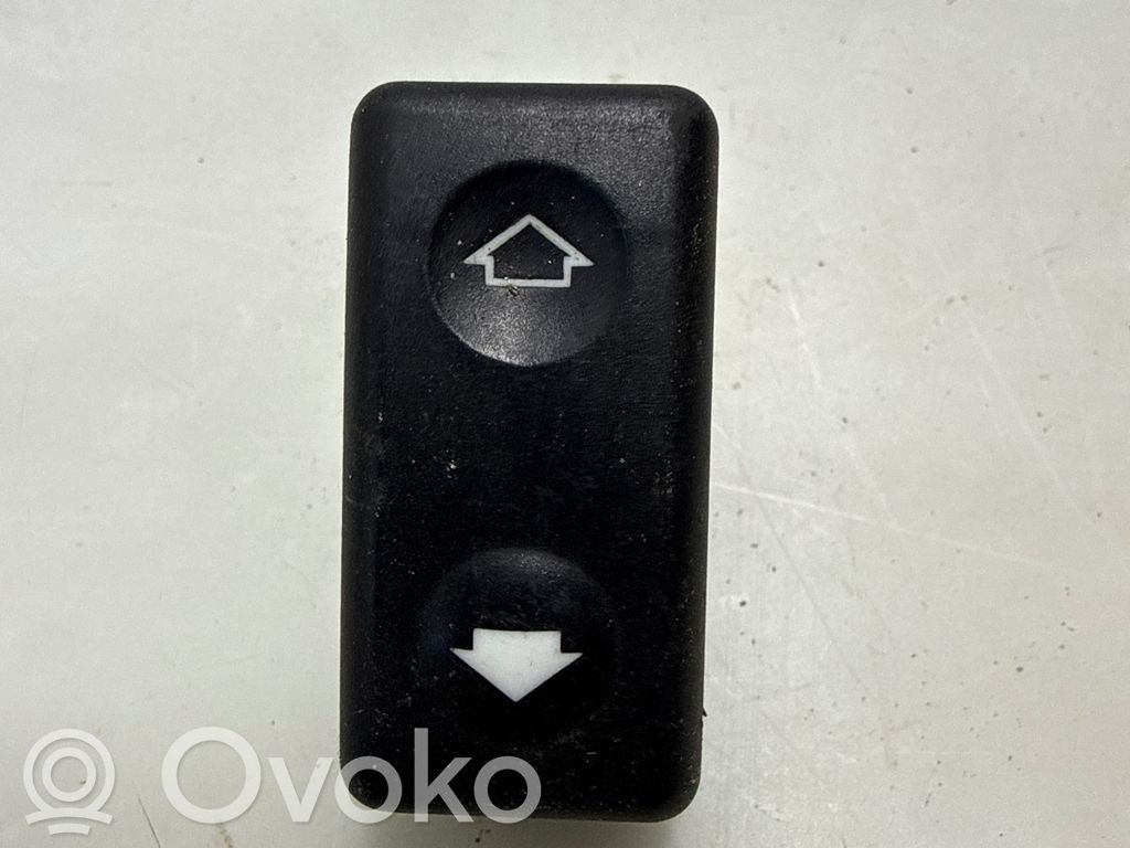 BMW 5 E34 Electric window control switch 