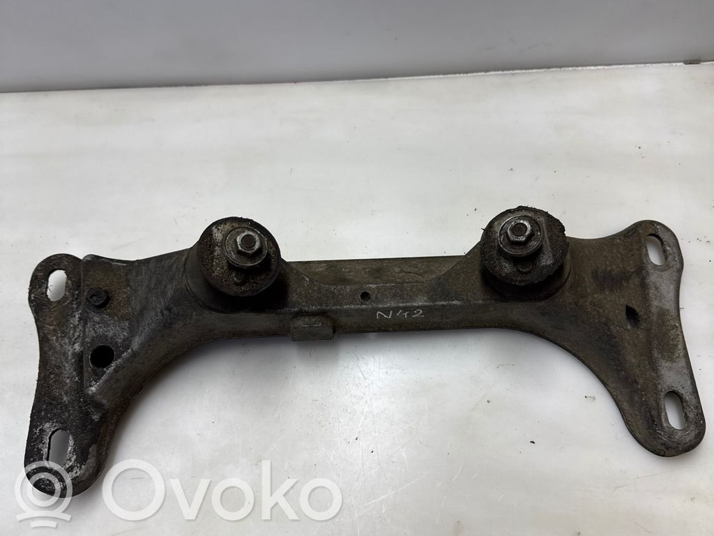 BMW 3 E46 Gearbox mounting bracket 