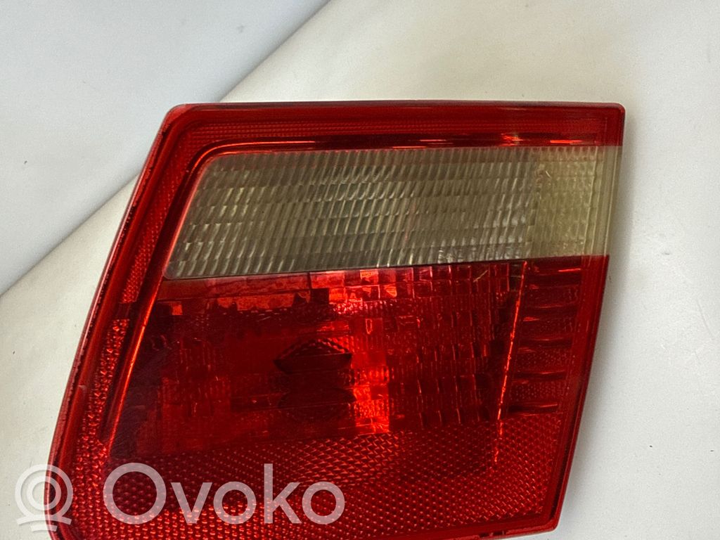 BMW 3 E46 Takaluukun takavalot 