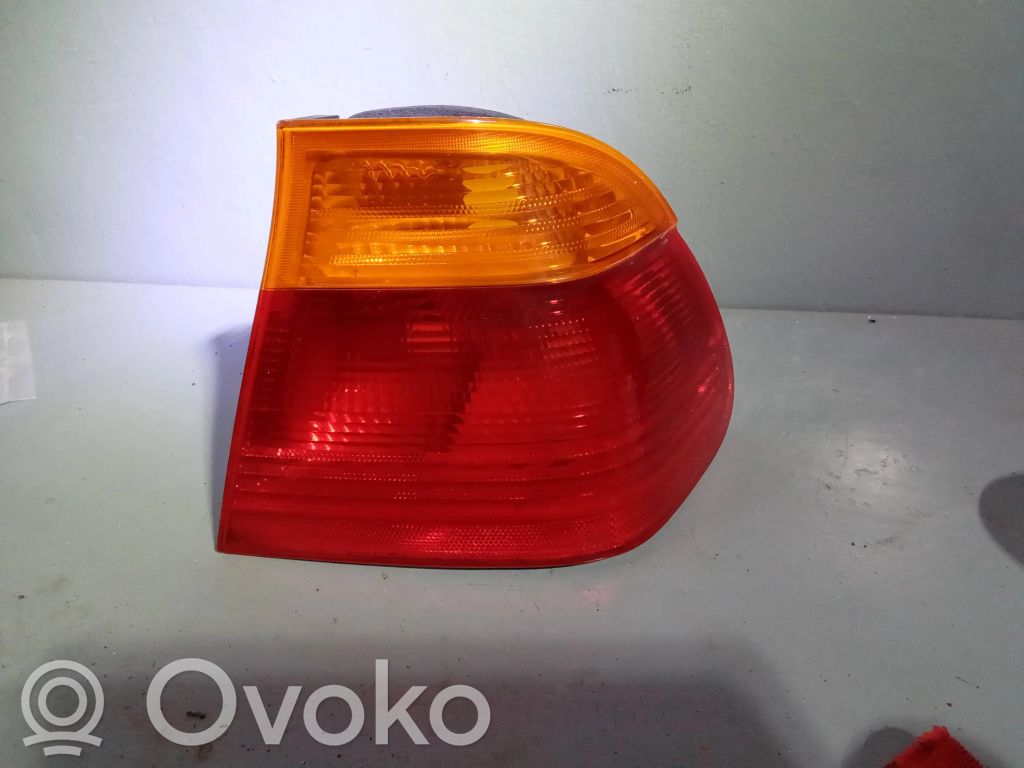 BMW 3 E46 Tailgate rear/tail lights 