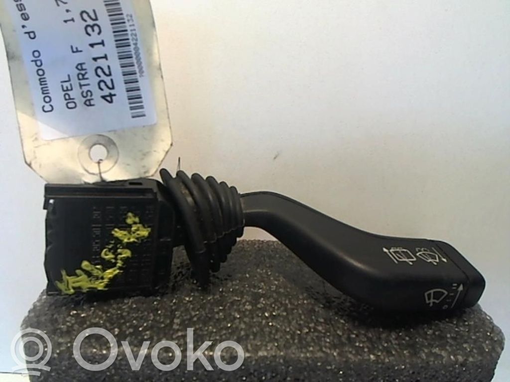 Opel Astra F Pyyhkijän vipu 