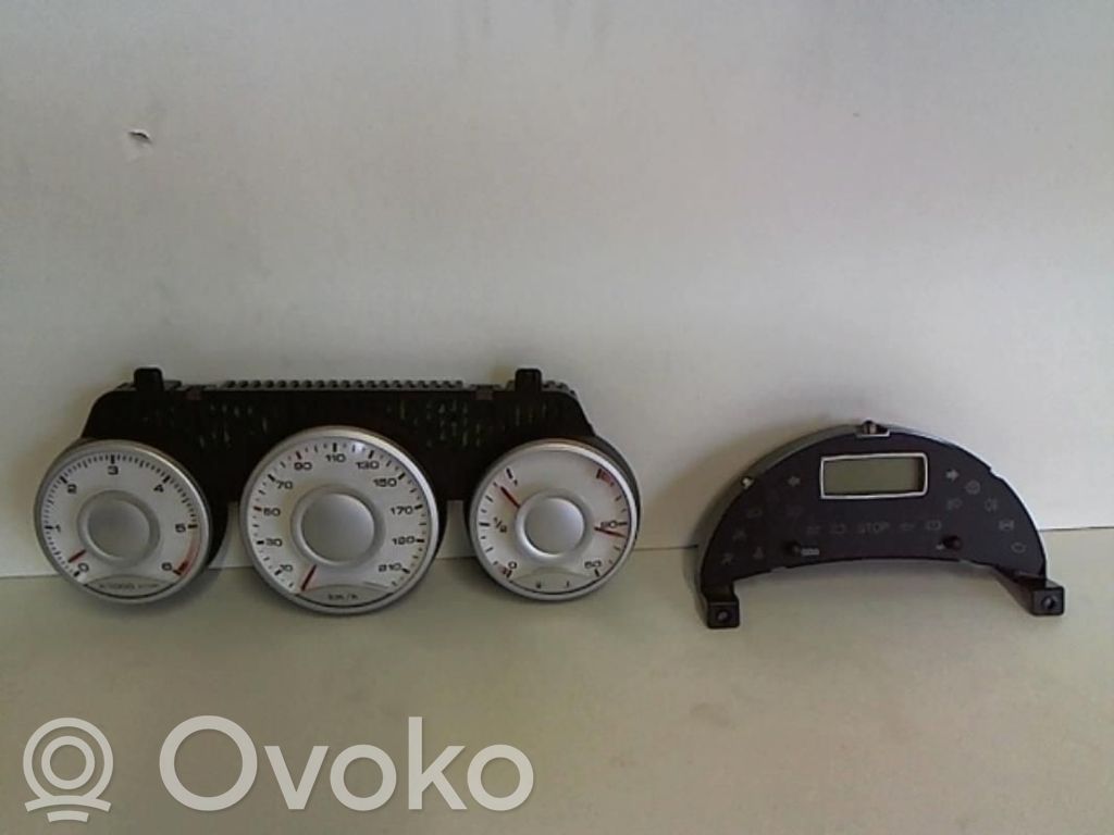 Peugeot 807 Speedometer (instrument cluster) 