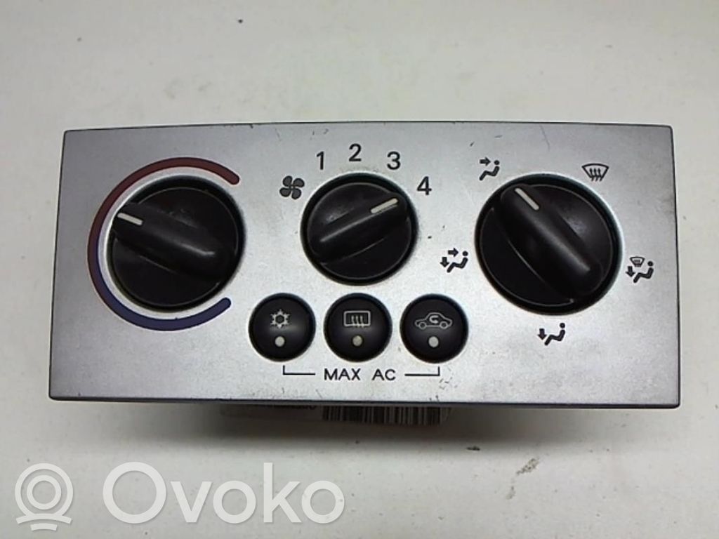 Opel Meriva A Climate control unit 