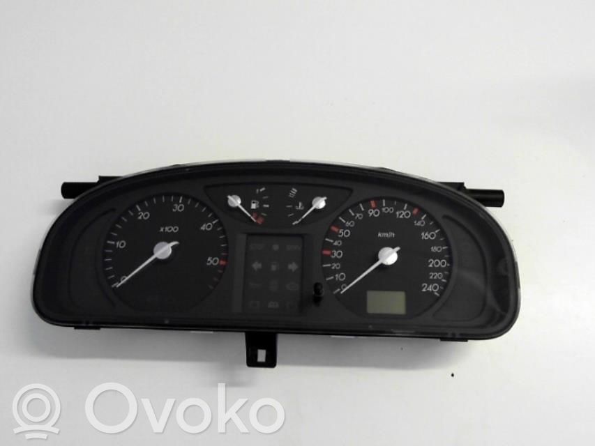 Renault Laguna II Speedometer (instrument cluster) 