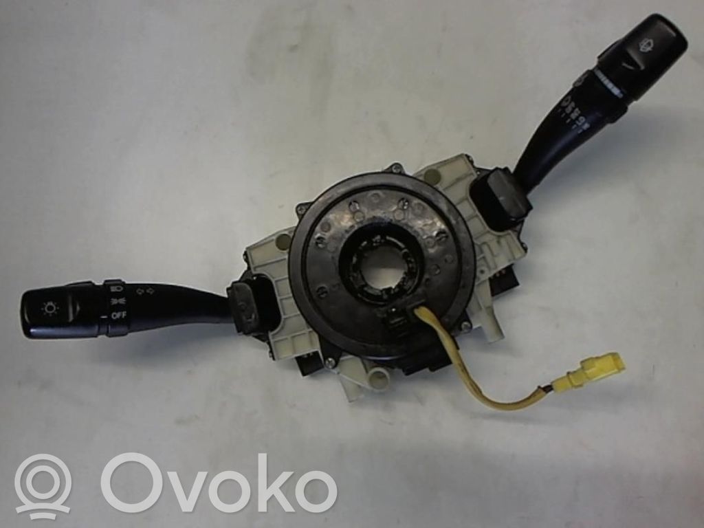 Hyundai Accent Wiper turn signal indicator stalk/switch 