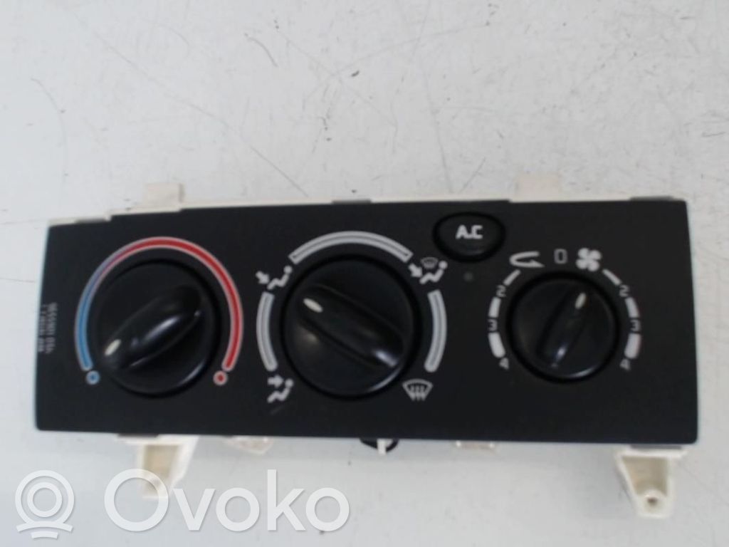 Renault Megane I Climate control unit 