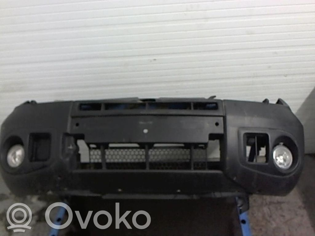 Renault Scenic I Parachoques delantero 