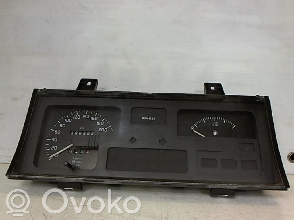Renault Clio I Speedometer (instrument cluster) 