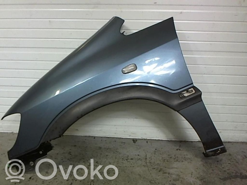 Opel Zafira A Guardabarro 