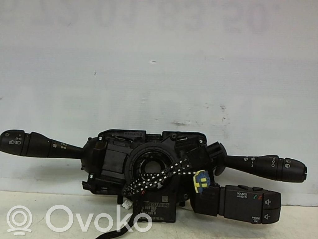 Renault Twingo III Wiper turn signal indicator stalk/switch 