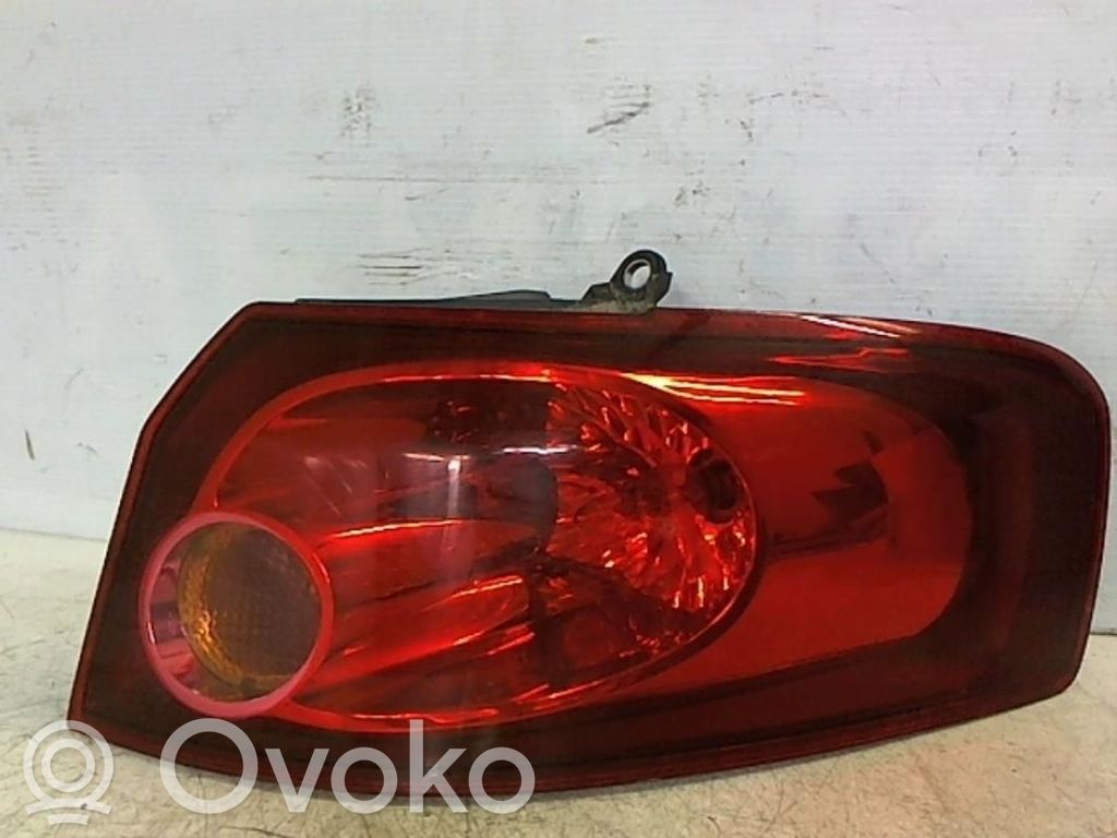 Lampa tylna   0000051727249