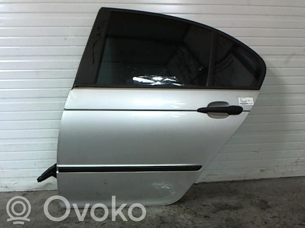 BMW 3 E46 Aizmugurējās durvis 