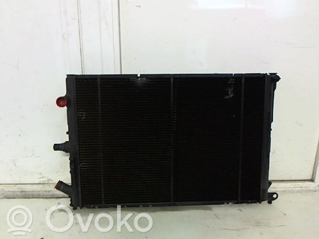 Renault Laguna I Coolant radiator 