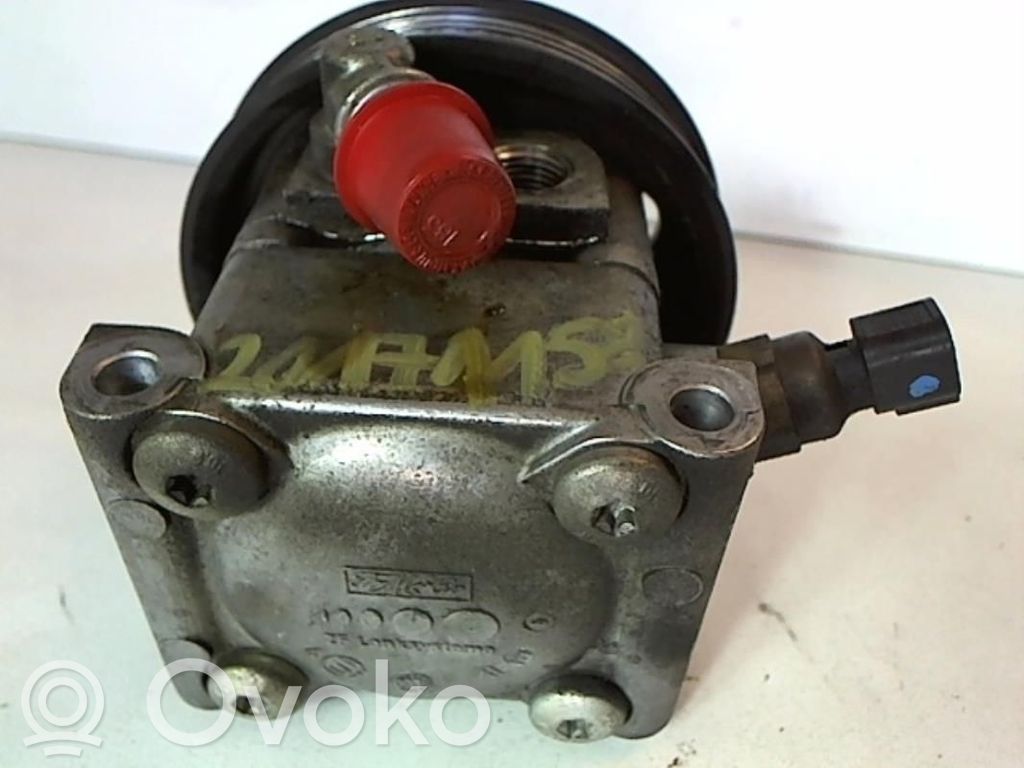 Ford C-MAX I Power steering pump 