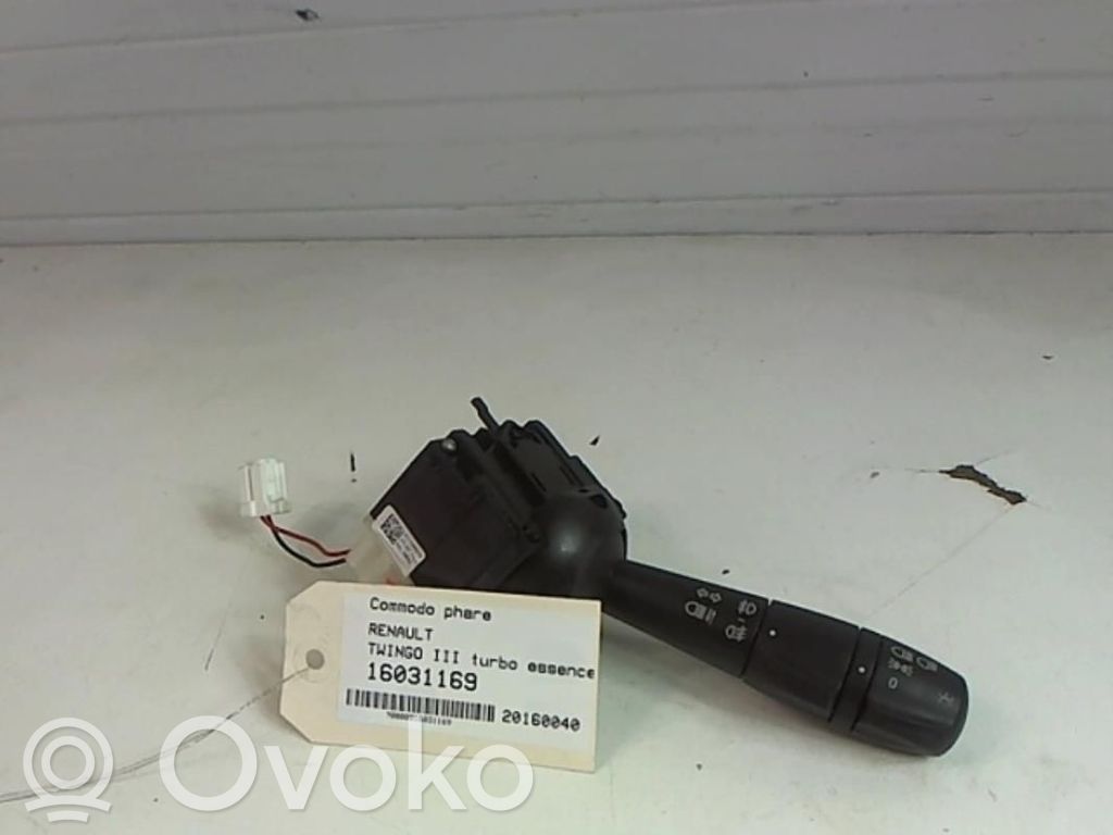 Renault Twingo III Indicator stalk 