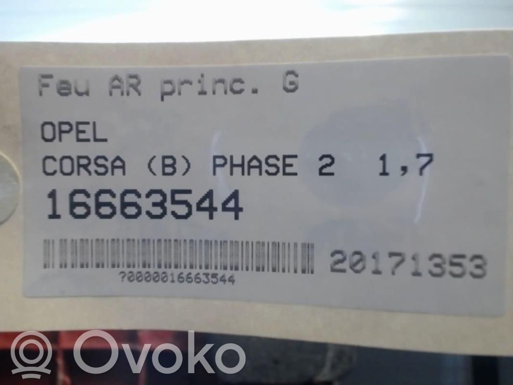 Opel Corsa B Aizmugurējais lukturis virsbūvē 