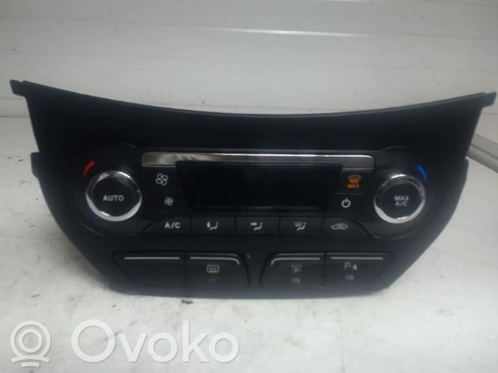 Ford Grand C-MAX Climate control unit 