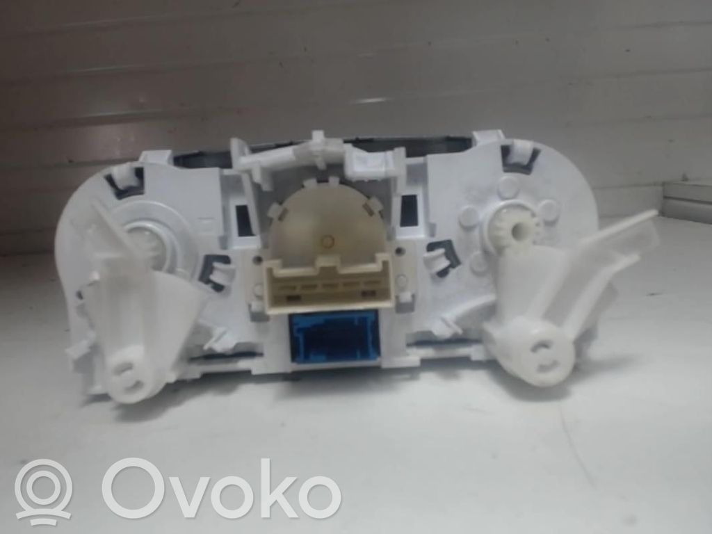 Opel Corsa D Climate control unit 