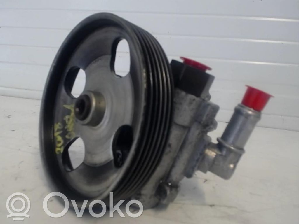 Citroen C8 Power steering pump 