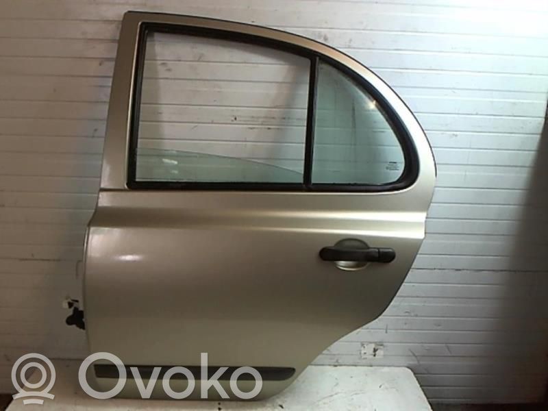 Nissan Micra Puerta trasera 