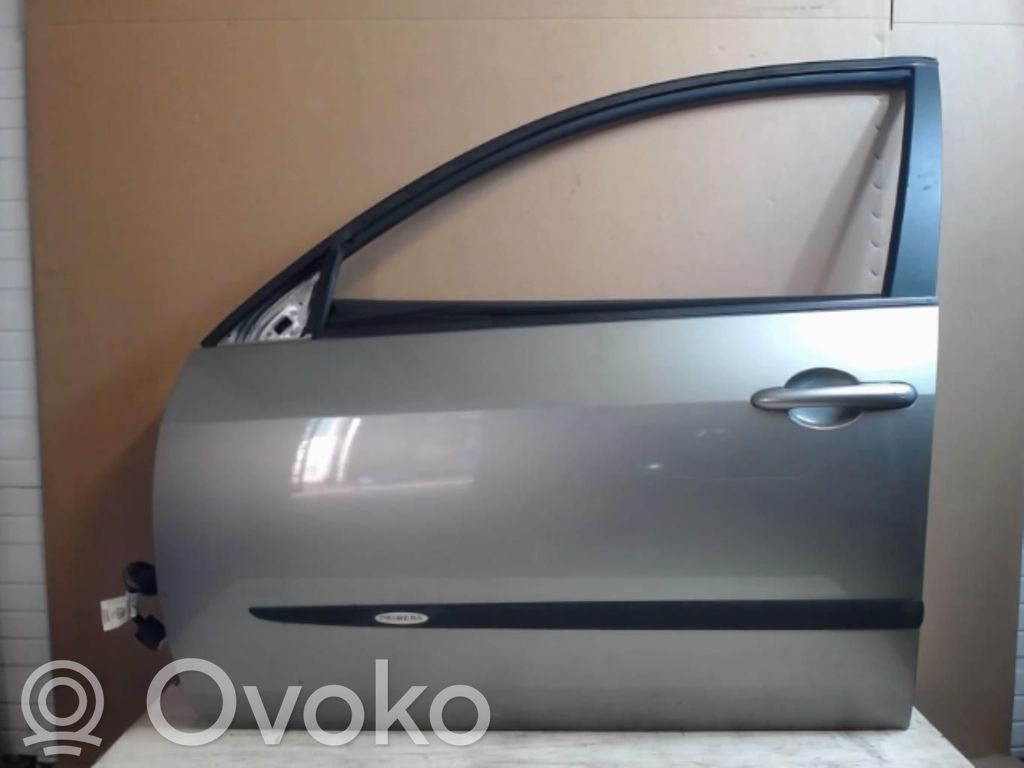 Nissan Primera Drzwi przednie 