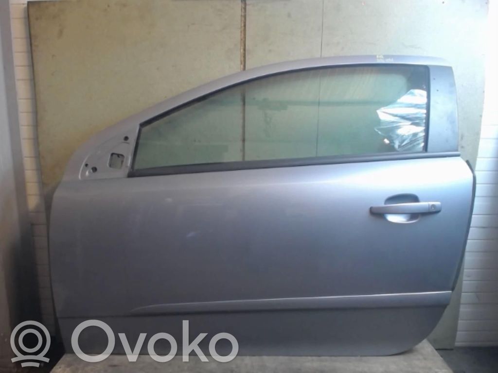 Opel Astra H Puerta delantera 