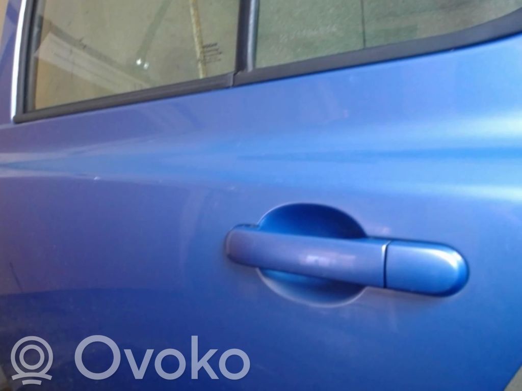 Nissan Micra Puerta trasera 
