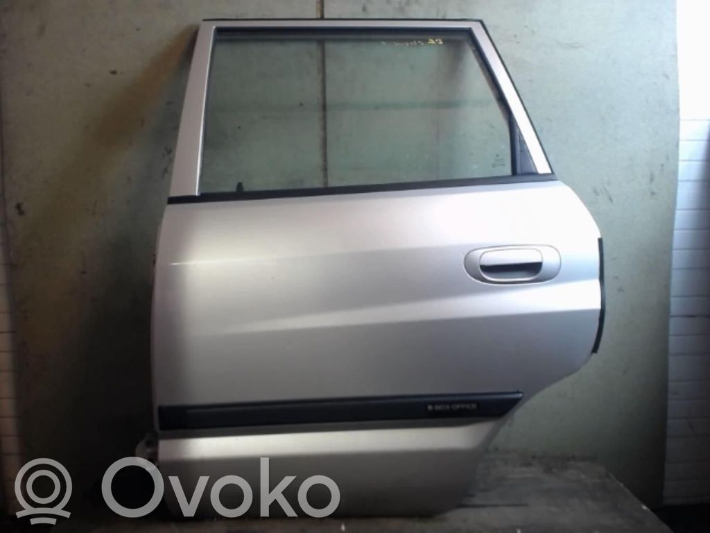 Mitsubishi Space Star Puerta trasera 