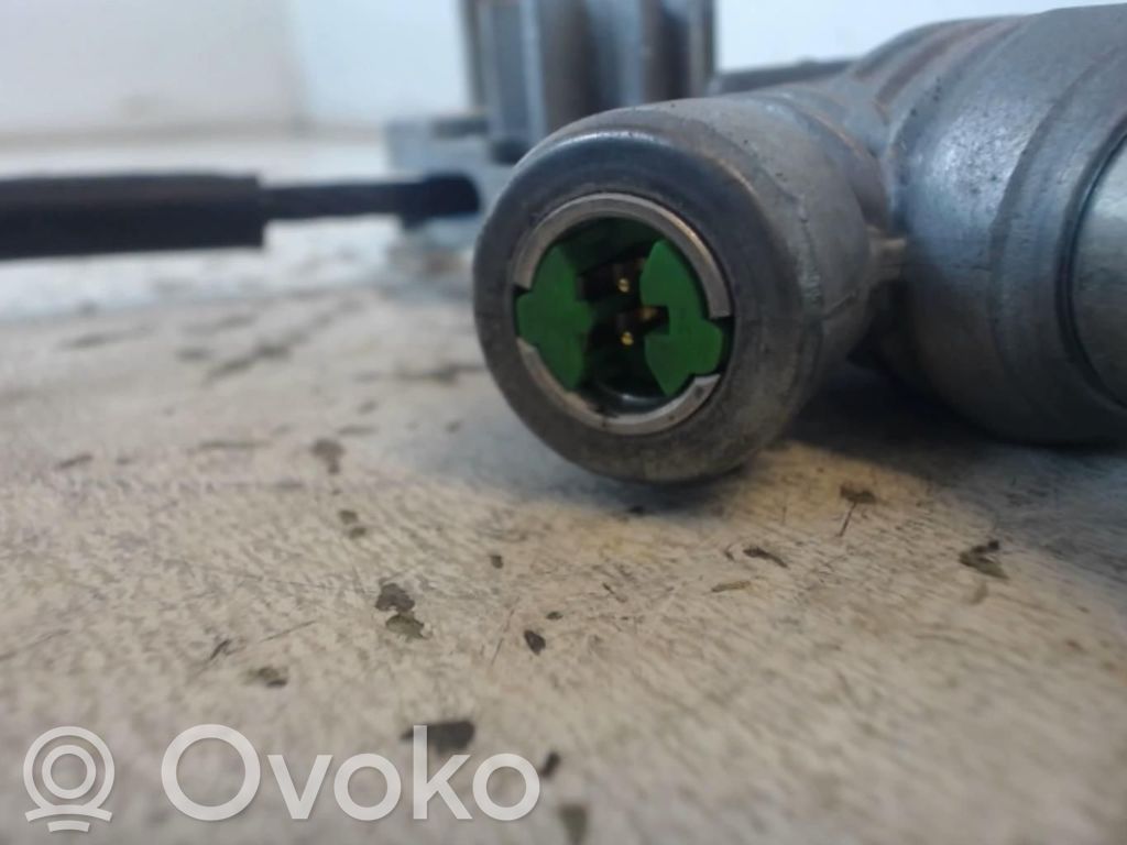 Opel Corsa D Cinturón delantero 