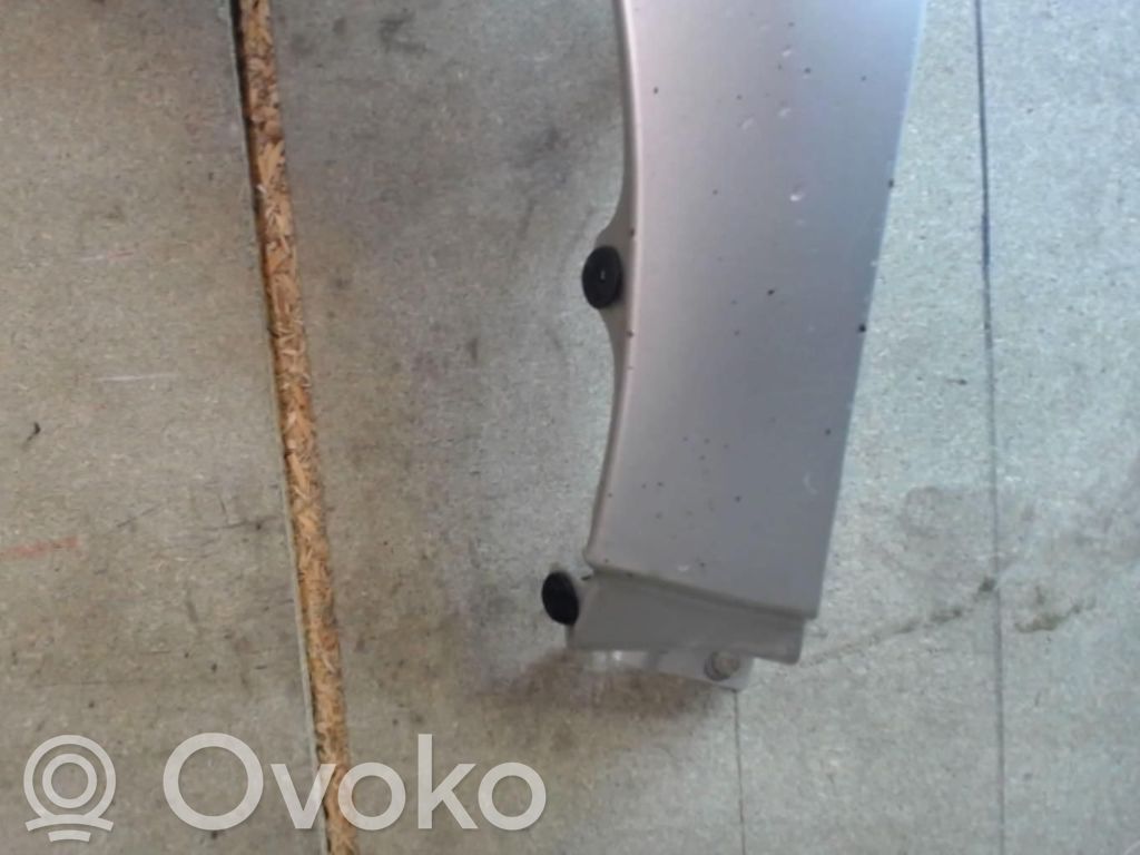 Toyota Corolla Verso E121 Spārns 