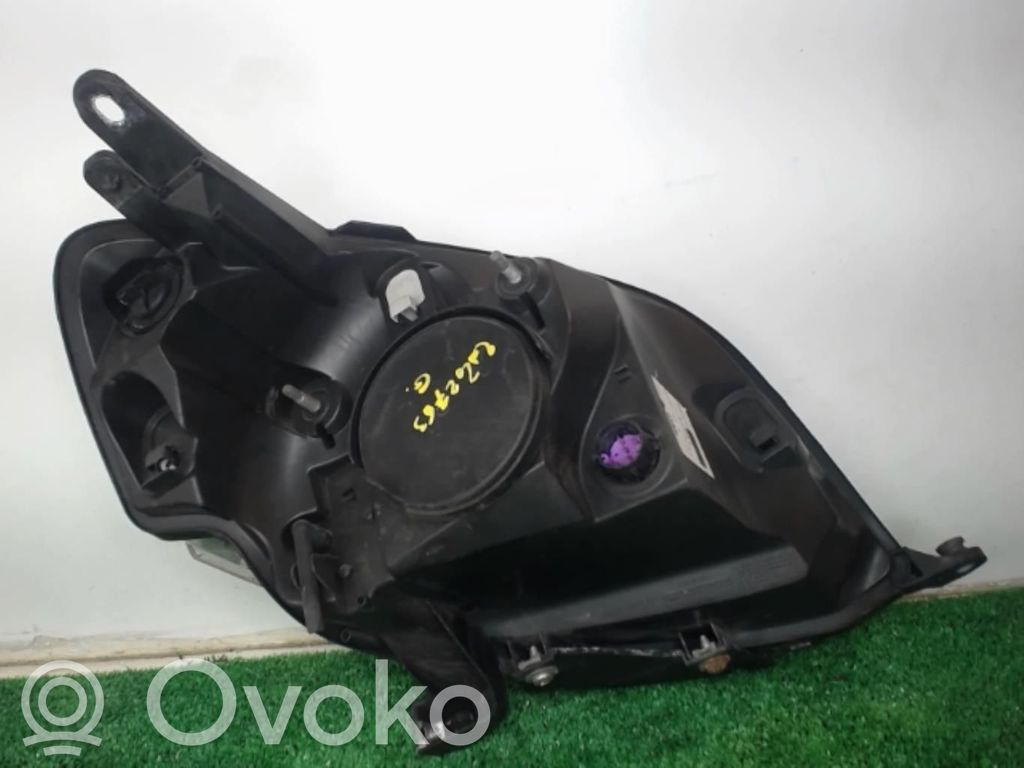 Headlight/headlamp   45570383