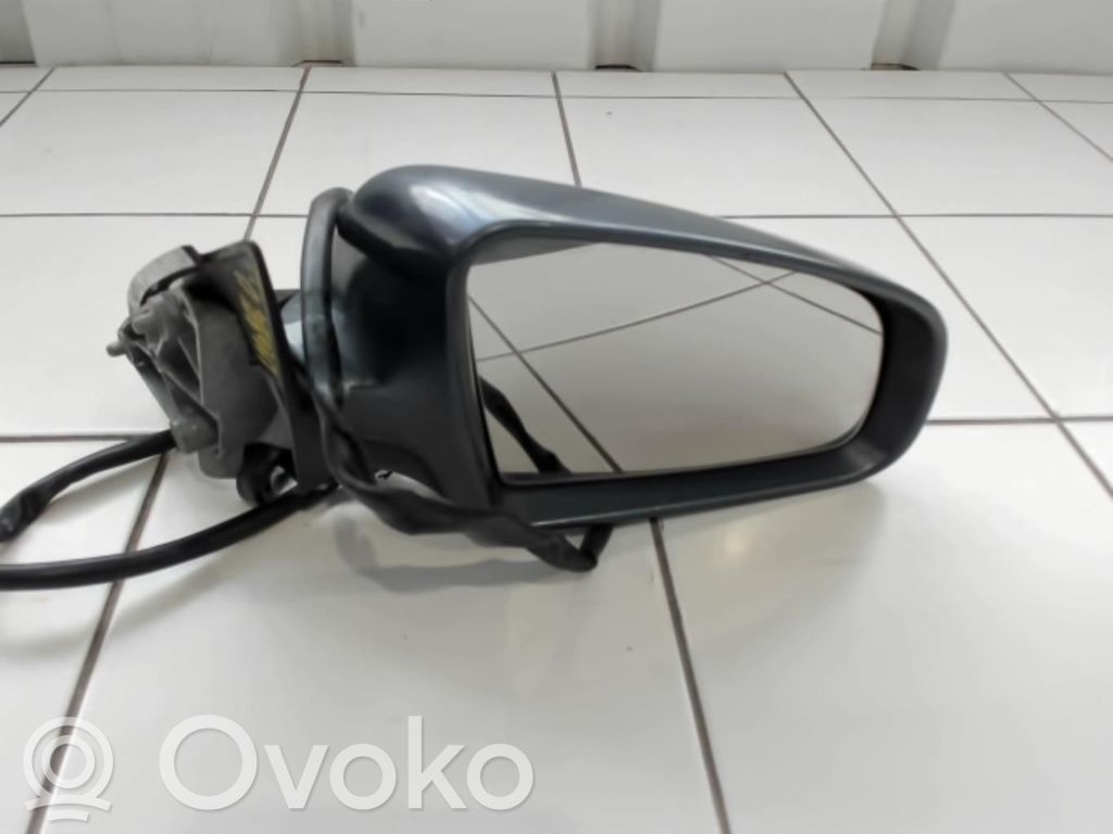 Audi A4 S4 B7 8E 8H Oglindă exterioară manuală 