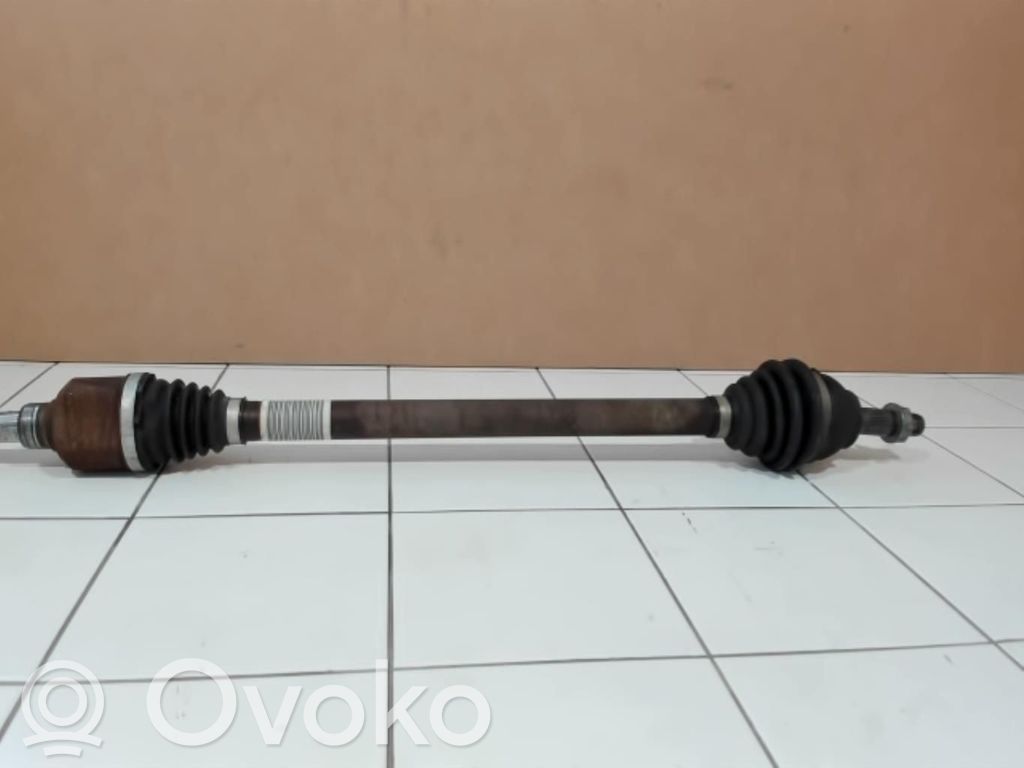 Peugeot 208 I Front driveshaft 