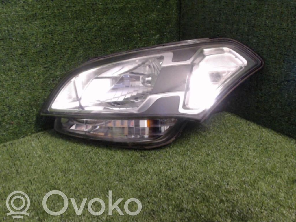 Lampa przednia   921012K020