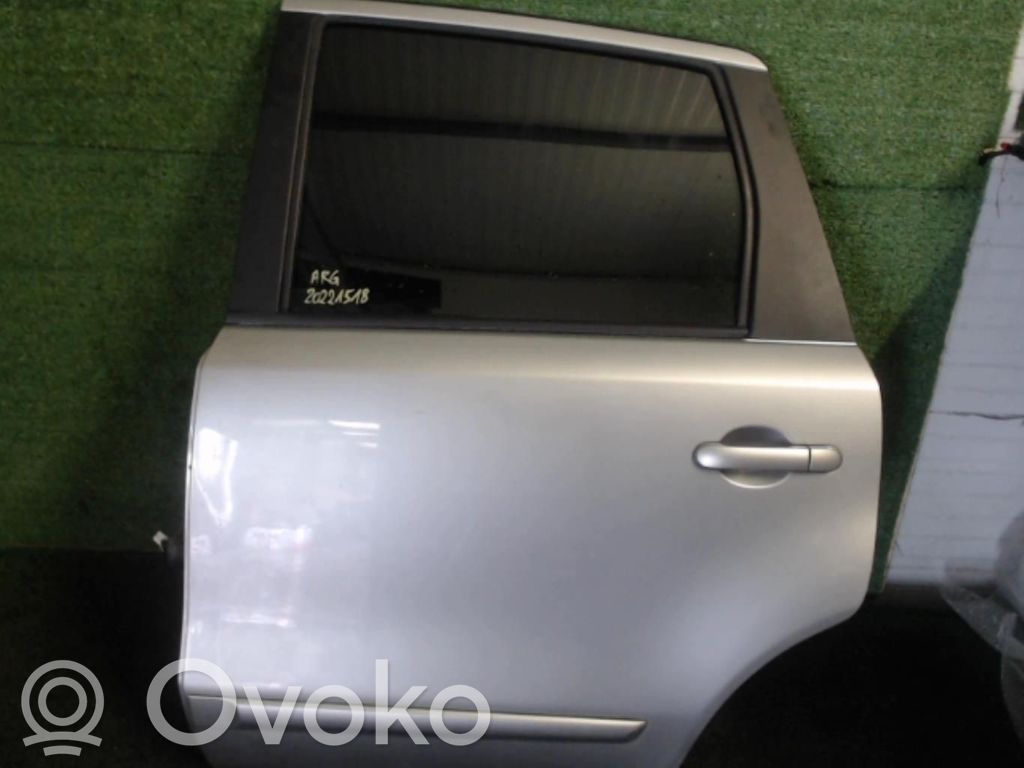 Nissan Note (E11) Galinės durys 