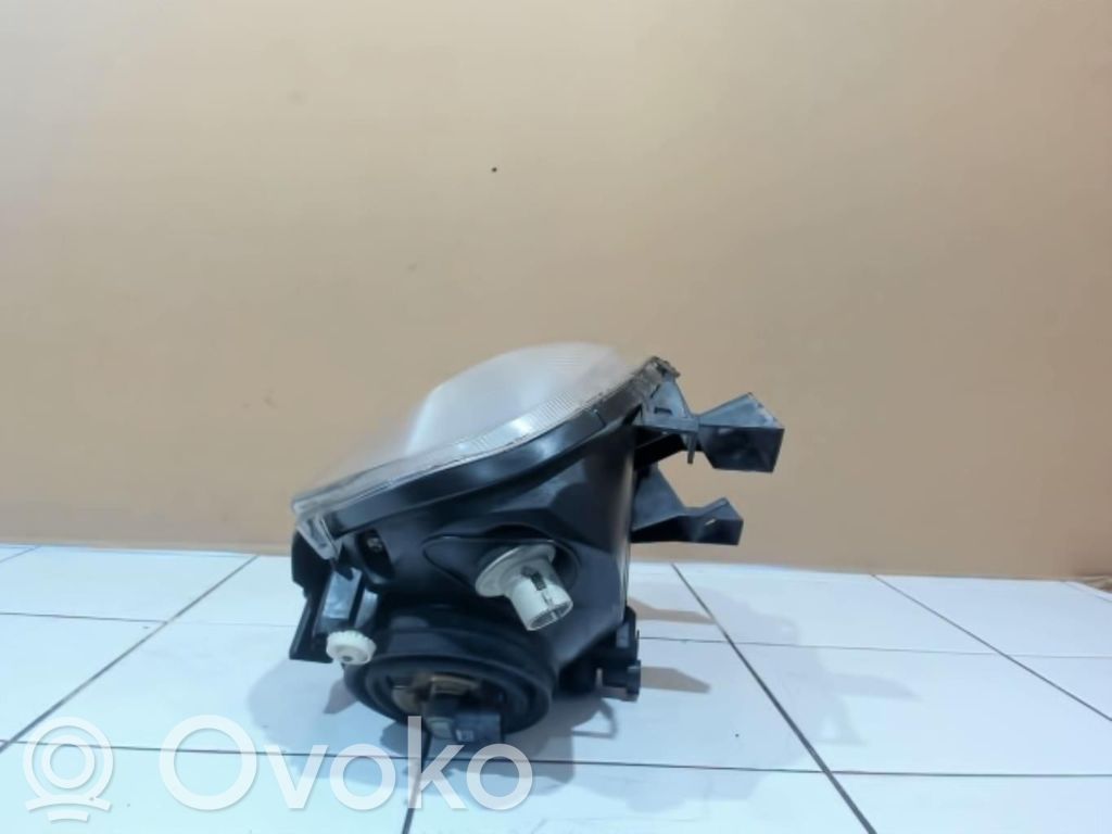 Scheinwerfer   7701045175