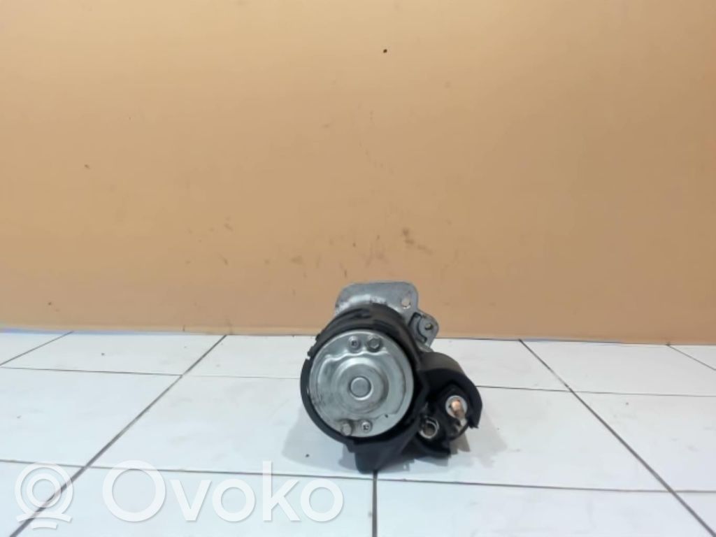 Nissan Note (E11) Starteris 