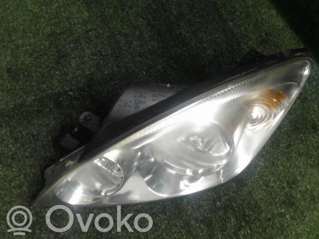KIA Pro Cee'd I Headlight/headlamp 