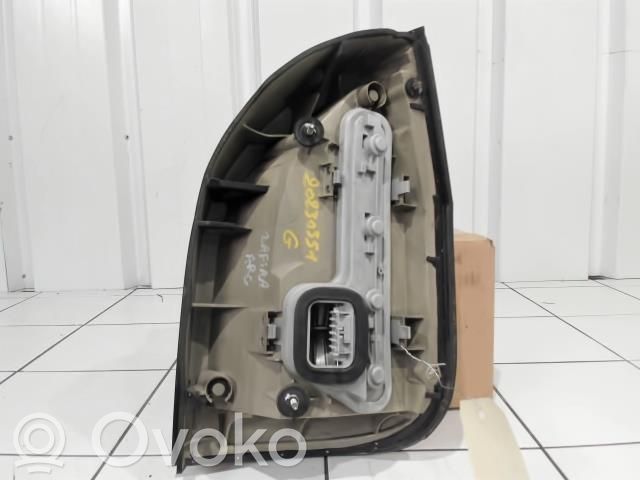 Opel Zafira A Aizmugurējais lukturis virsbūvē 
