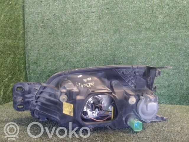 Ford Fiesta Headlight/headlamp 