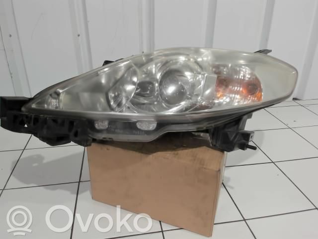 Mazda 5 Headlight/headlamp 