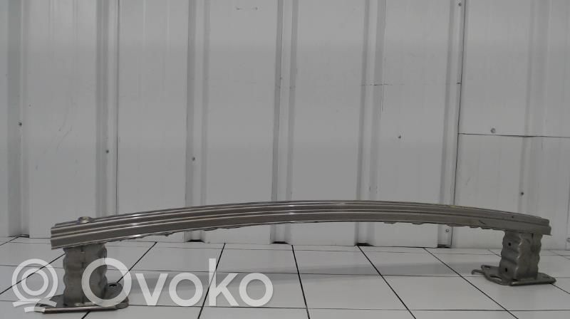 Citroen C3 Picasso Takapuskurin poikittaistuki 